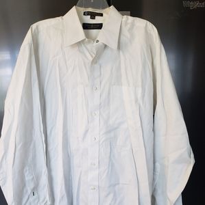 Tommy Hilfiger Mens button down dress shirt